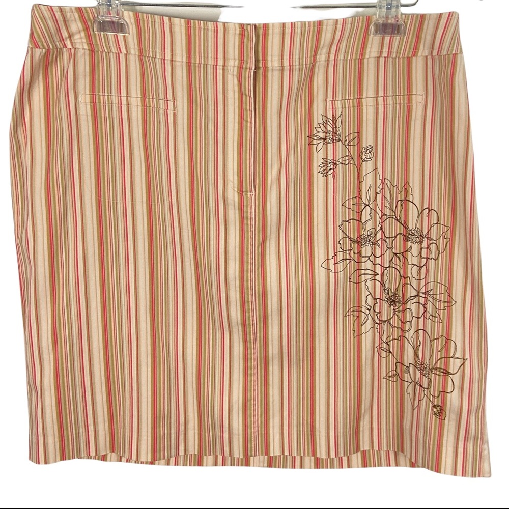 Lane Bryant Size 18 Striped Mini Skirt with Floral Embroidery Cotton Lycra Blend